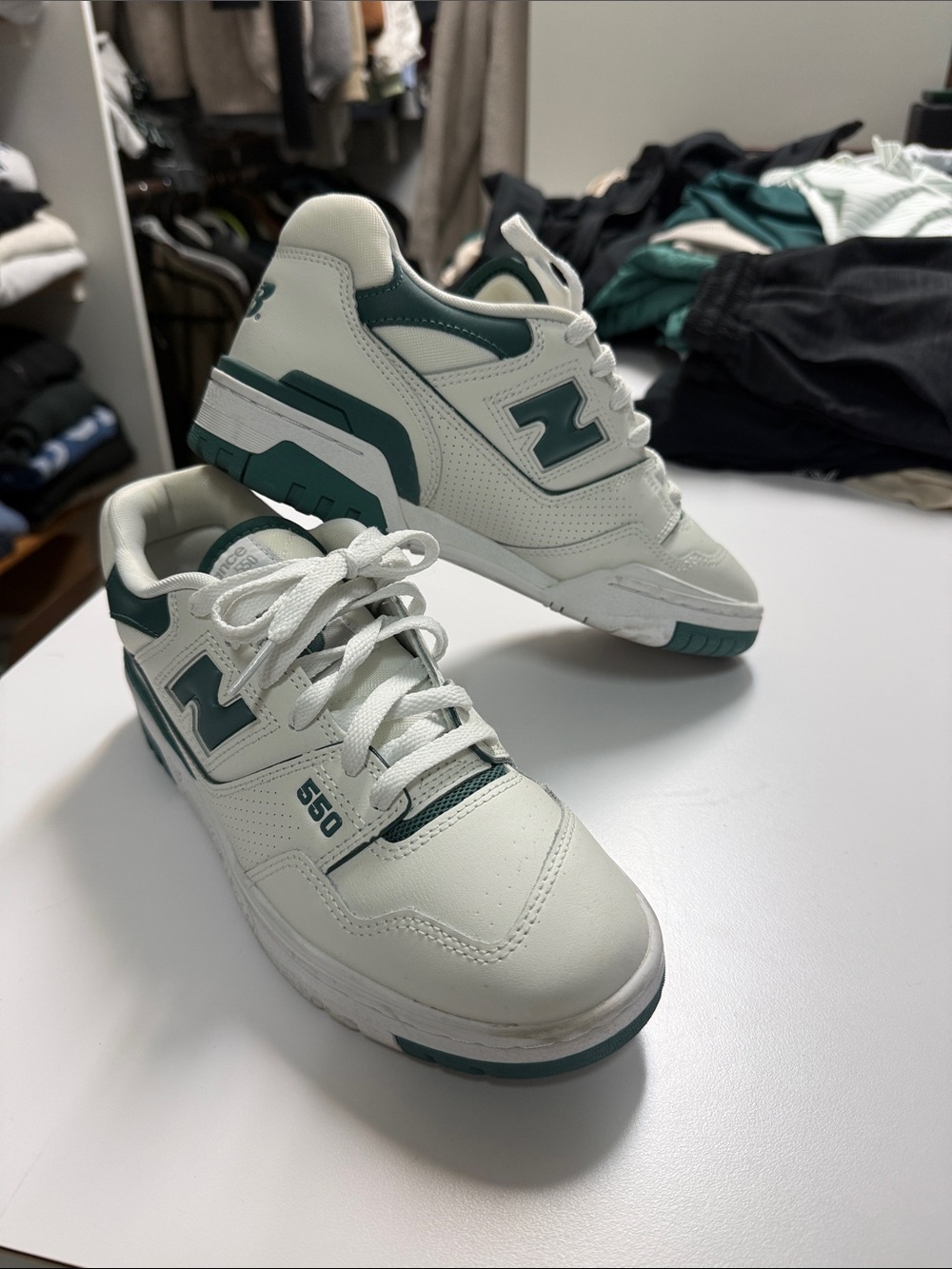 New Balance White and Green 550 Retro Low-Top Sneakers - Picture 6 of 7